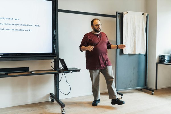 Secrets pour Séduire et Fidéliser les Talents dans une Organisation de Services